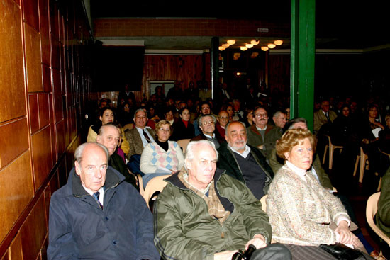 Una vista parcial del público presente.