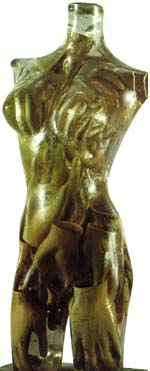 Fernández Armán: Busto con guantes 1967