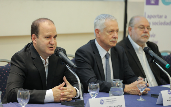 Se inauguró la II Conferencia Internacional de Sindicatos Médicos