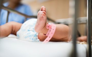 Indicadores de mortalidad infantil llegaron en 2017 a mínimos históricos en Uruguay