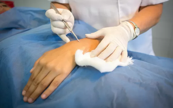 Primera reunión entre Sociedad de Dermatología y Unidad de Negociación del SMU