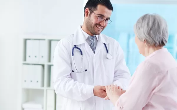 Comienza a regir el acuerdo de calidad asistencial (4 pacientes por hora) para especialidades médicas.