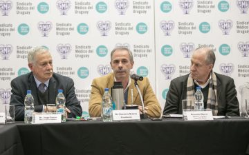 En su visita al SMU, Ministros de Trabajo y Salud defendieron negociación colectiva y avances del sistema de salud.