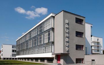 Charla sobre la Bauhaus organizada por la Comisión de Cultura.