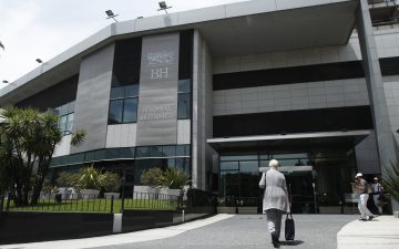 El hospital Británico impide manifestación de médicos de emergencias móviles