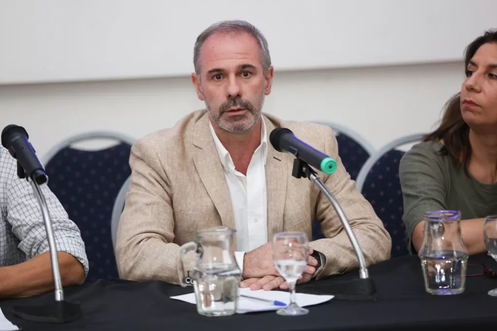Columna del Presidente del SMU publicada en El Diario Médico.