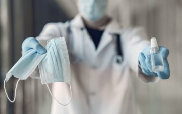Pronunciamiento de CONFEMEL referente a la protección del personal de salud frente a la pandemia de COVID-19.