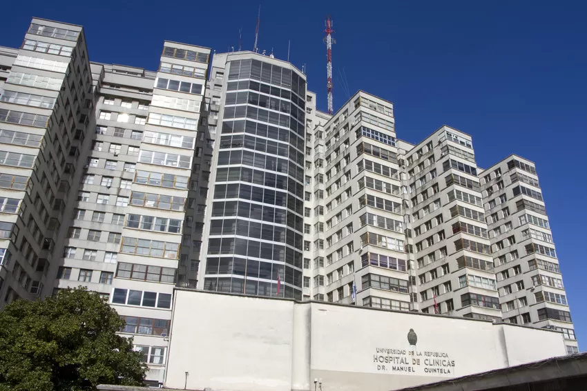 SMU firma acuerdo con dirección del Hospital de Clínicas para mejorar guardia de emergencia de oftalmología