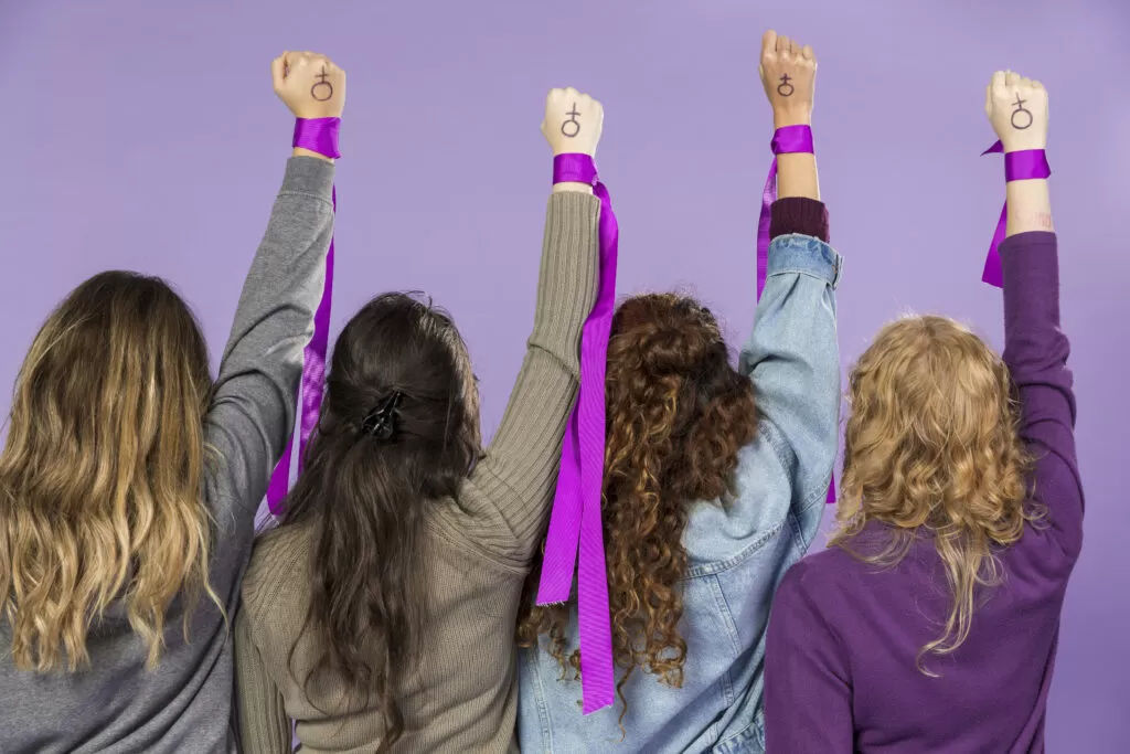 Suplemento Trimestral de la Revista Noticias: marzo, mes de la mujer
