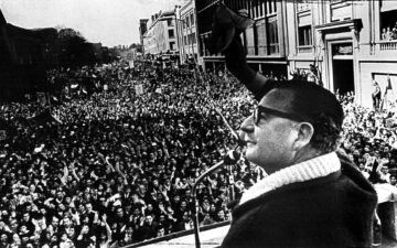 50 años de la muerte del Dr. Salvador Allende: la historia de una placa en su homenaje