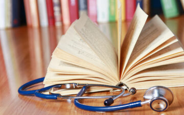 «Literatura y Medicina»: nuevo encuentro de las academias de Letras y Medicina